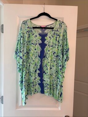 Lilly Pulitzer Blue and Green Floral Top